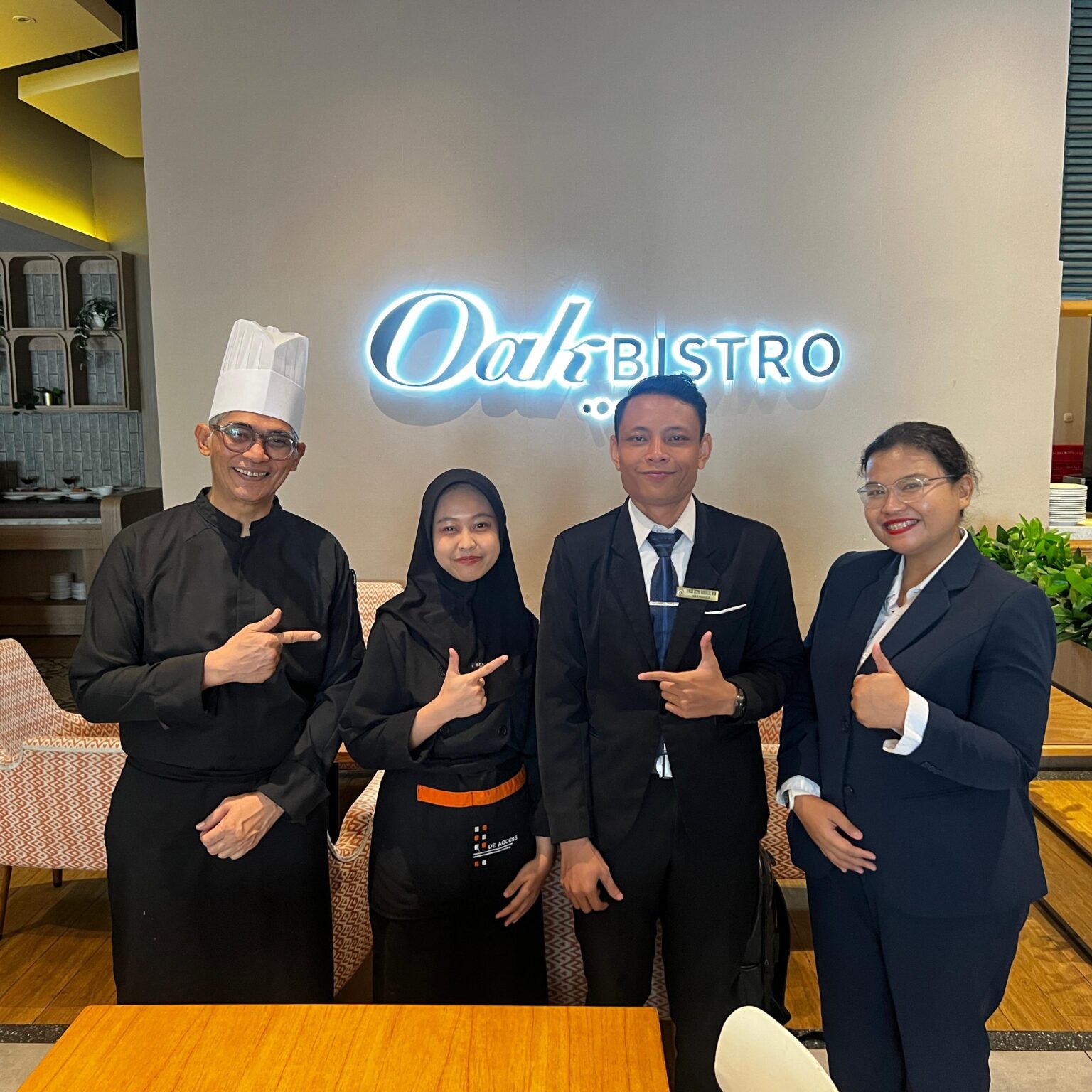 Kenapa Harus Memilih De Access? 15 Alasan Kuat Mengapa De Access Hotel & Culinary Training Center Adalah Pilihan Terbaik untuk Karir Hospitality Anda